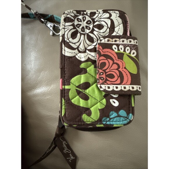 Vera Bradley Lola All In One Quilted Floral Wallet Wristlet Retired Pattern - Picture 2 of 2
